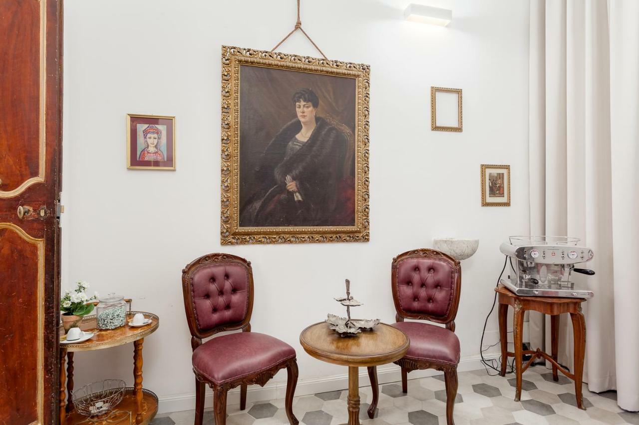Palazzo Del Duca Piazza Navona Guest House Rome Exterior photo