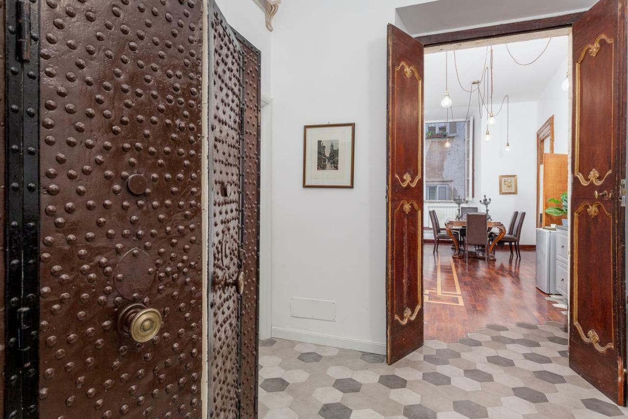 Palazzo Del Duca Piazza Navona Guest House Rome Exterior photo